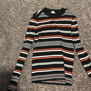 Small knit stripped long sleeve
